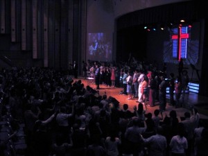 More than 900 people pack the altar as Ps Daniel ministers at SIB Church in KL Malaysia