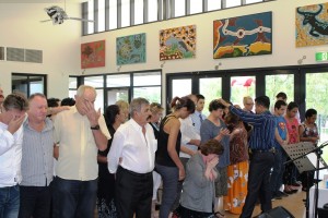 Pr Daniel ministering in Darwin